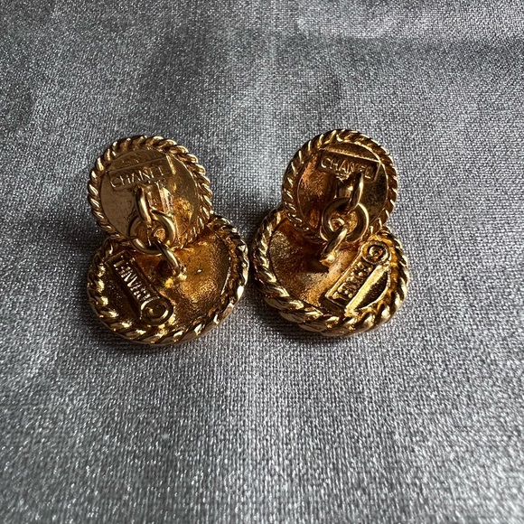 Chanel Gold Round Vintage Cufflinks - Picture 7 of 8